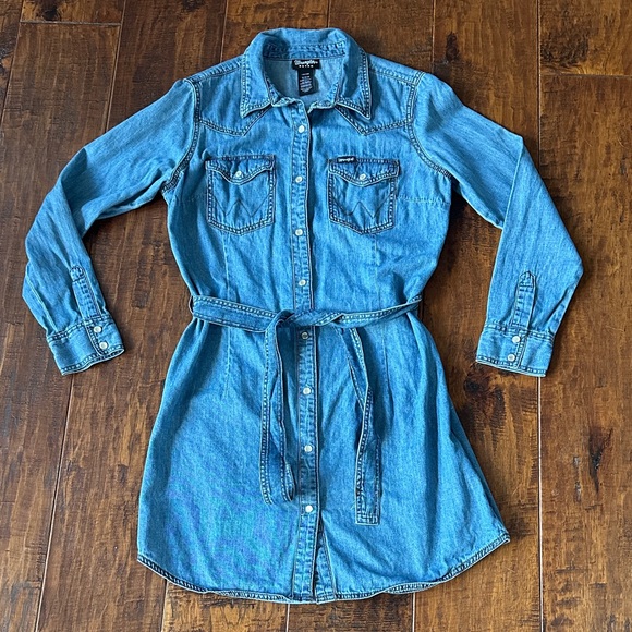 Wrangler Retro Long Sleeve Western Snap Dress, Mid Denim - Picture 1 of 8